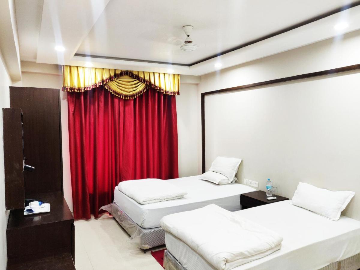Bodhgaya Seven Inn Hotel N Restaurant Dış mekan fotoğraf
